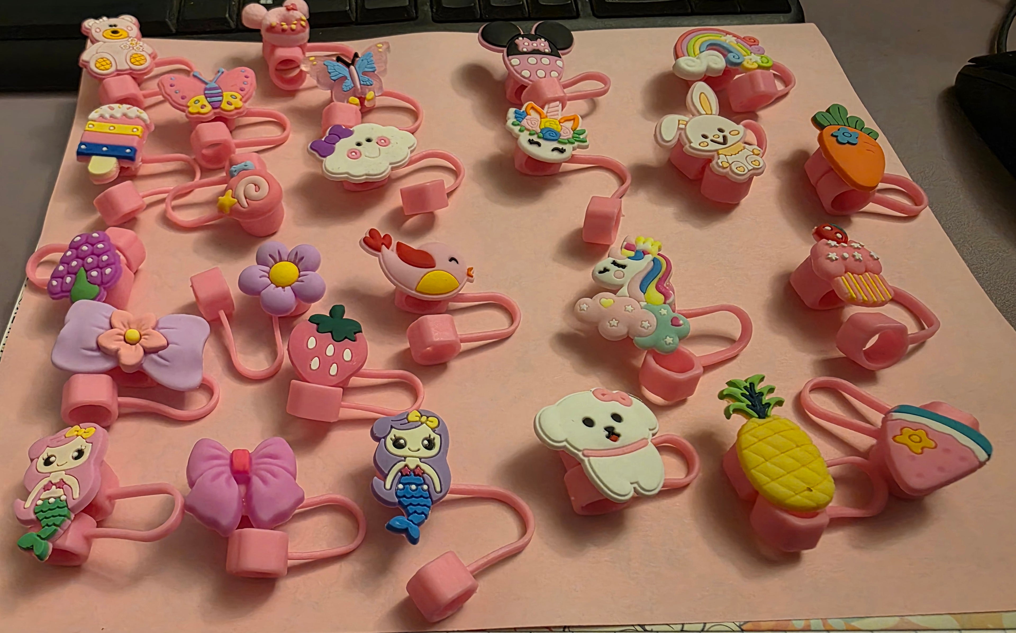 Straw toppers